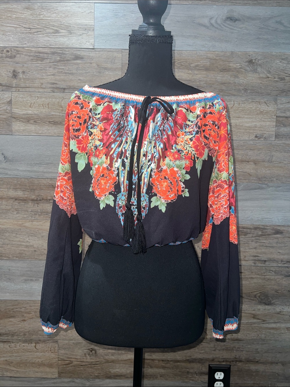 Boho Floral Off-Shoulder Blouse in Black and Red